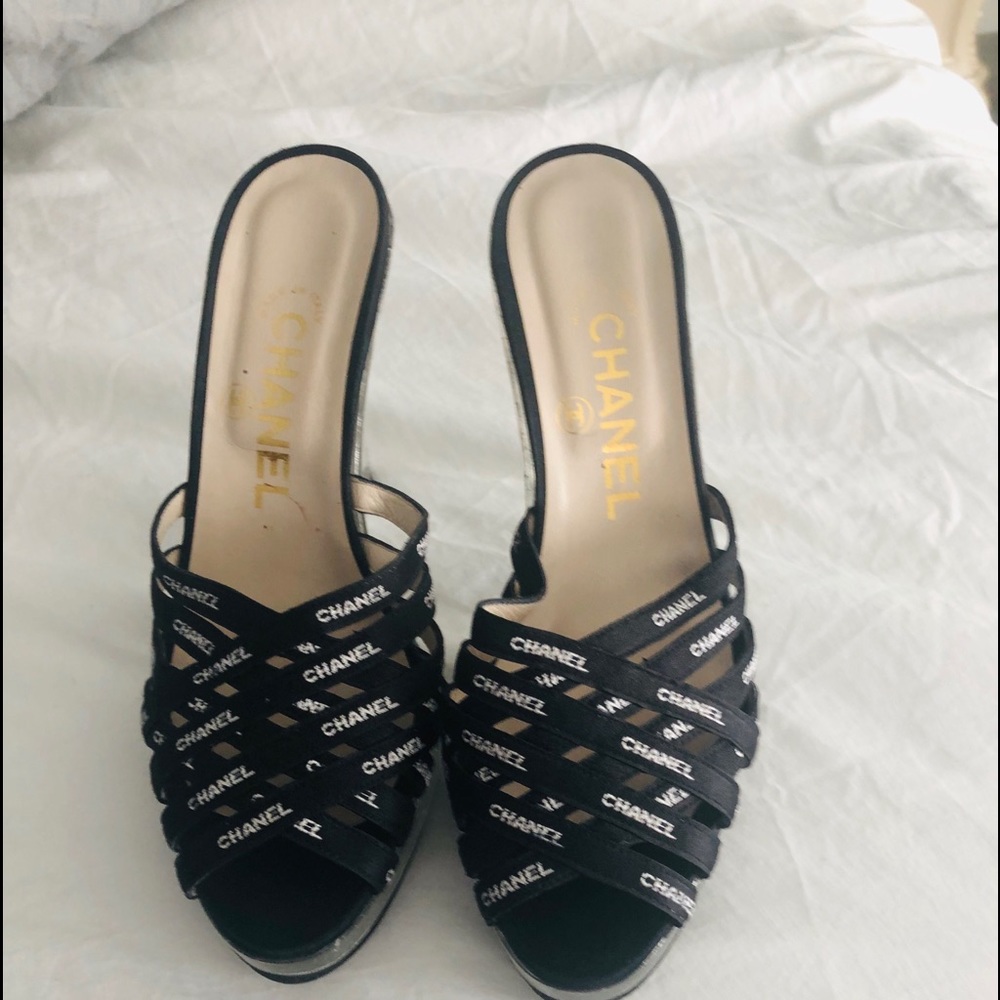 Chanel wedges